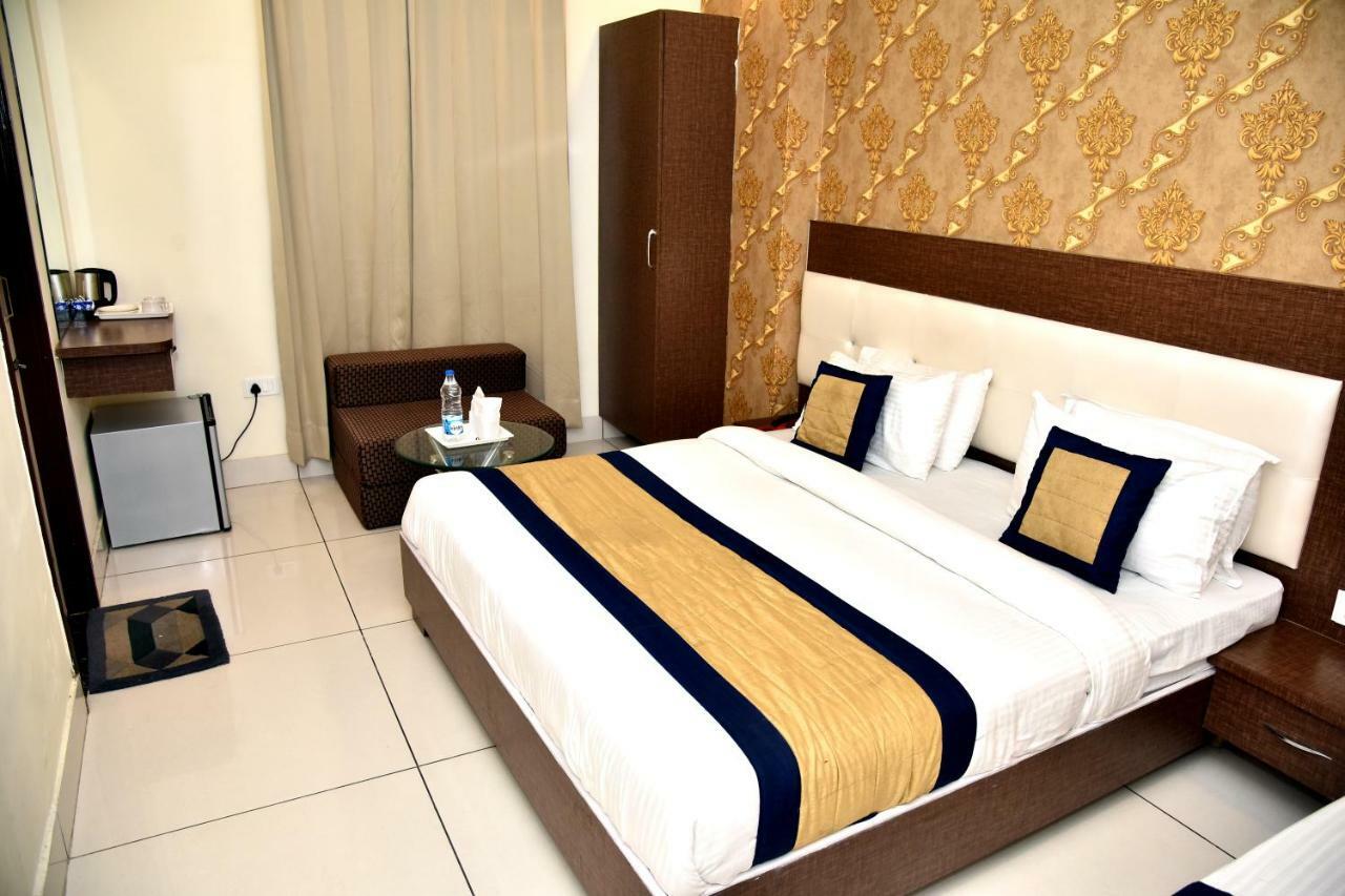 Hotel Oscar Amritsar Dış mekan fotoğraf